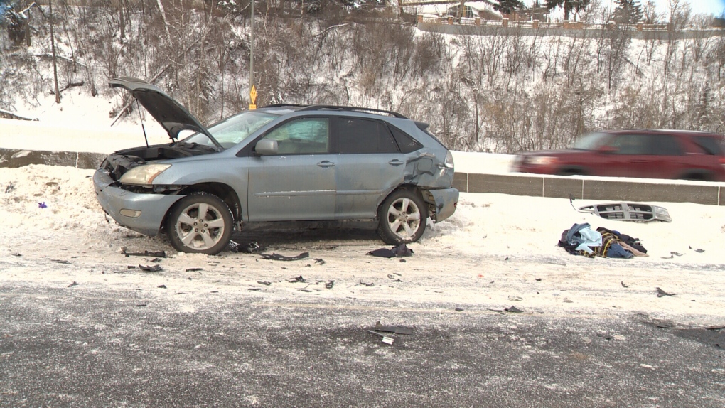 Whitemud at Quesnell crash