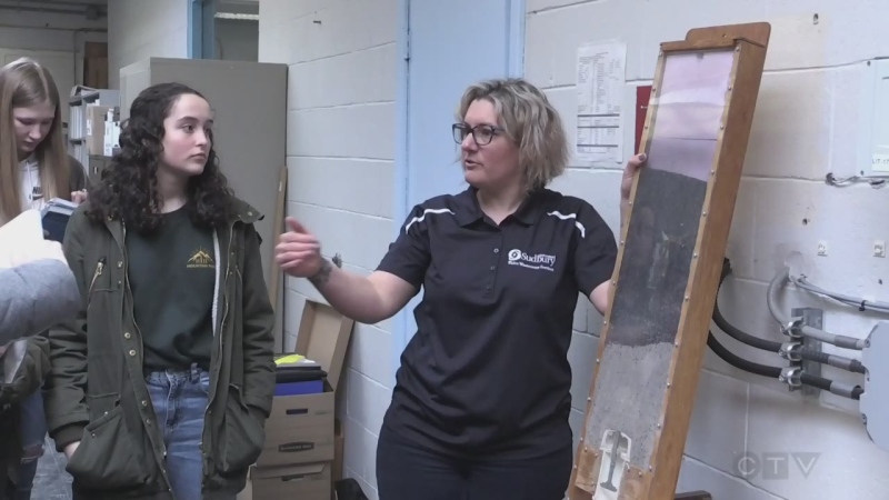 Julie Friel, manager of Sudbury's water treatment, talks to students about the science behind treating drinking water. (Molly Frommer/CTV Northern Ontario)