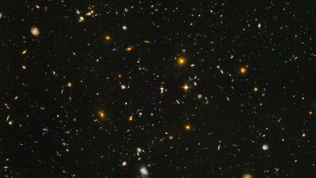 A composite image of nearly 10,000 galaxies