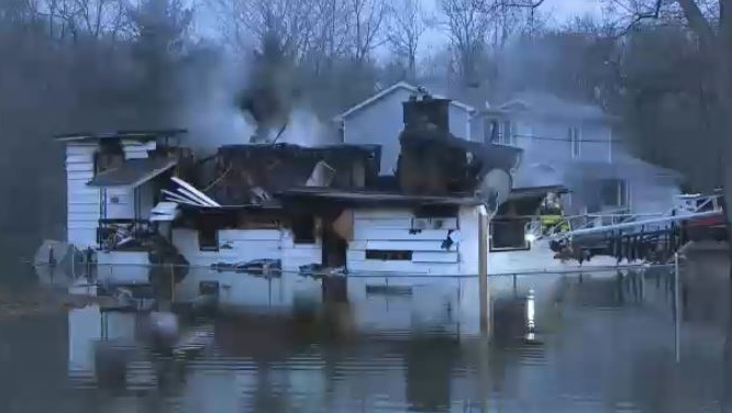 Fire in Constance Bay flood zone
