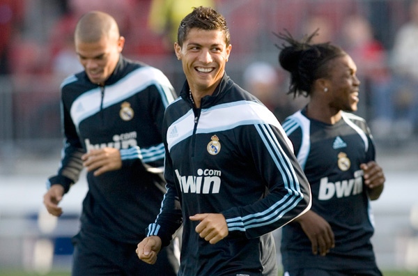 Real Madrid's Portugese winger Cristiano Ronaldo takes part in a training session at BMO field ahead of their exhibition game against Toronto FC in Toronto on Thursday, Aug. 6, 2009. (Chris Young / THE CANADIAN PRESS)