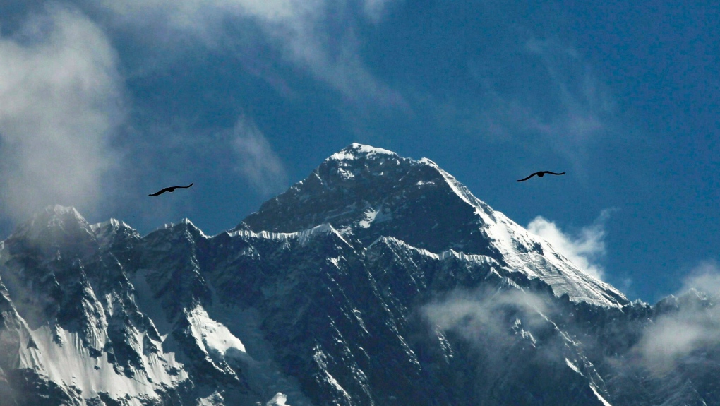 Chinese Research Team Plans To Summit Deserted Mount Everest Ctv