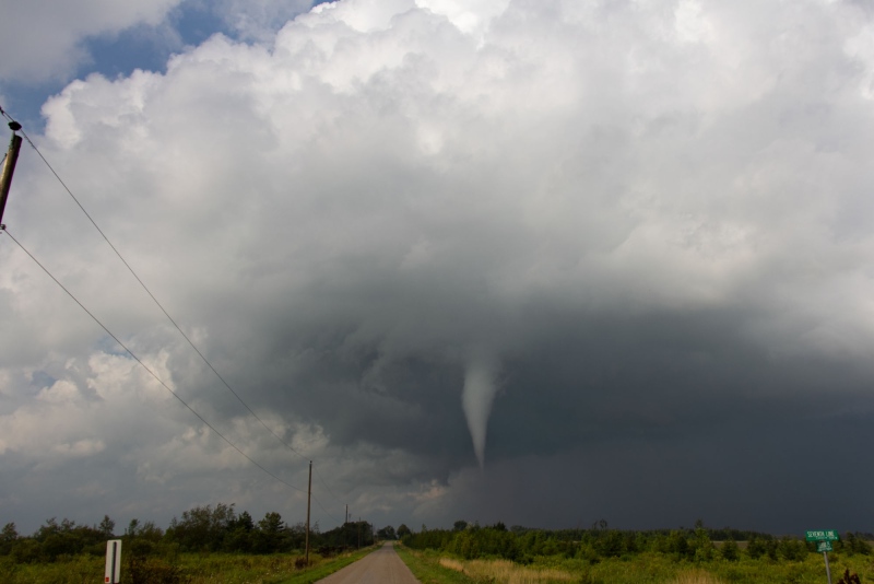 The Northern Tornadoes Project provided this tornado image.