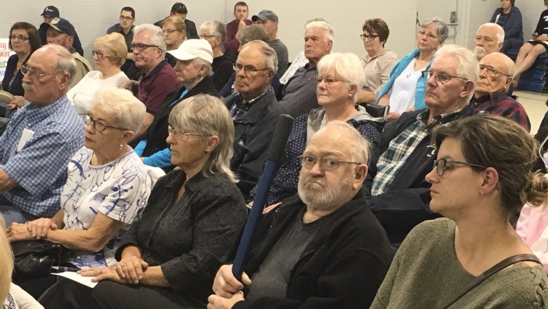 Close to 100 people in the Woodslee community centre to hear more about the Libro Credit Union changes in Woodslee, Ont., on Thursday, June 14, 2019. (Chris Campbell / CTV Windsor)