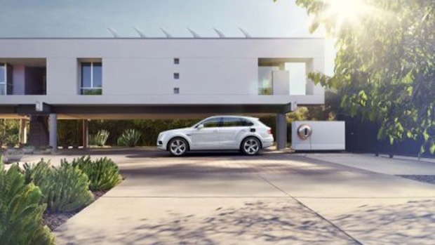 Plug-in electric Bentayga Hybrid SUV