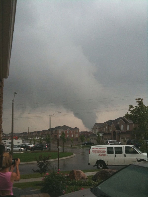 Funnel cloud over Vaughan (Bettina Reid for CTV News)
