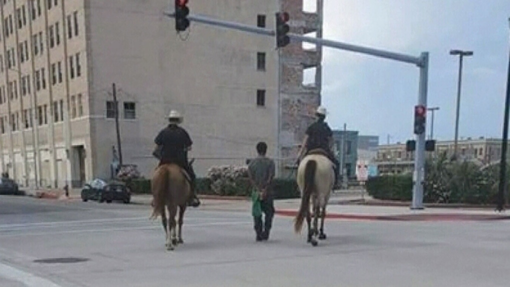 Police chief apologizes after horseback officers