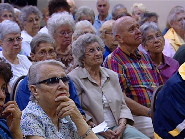 About 600 seniors showed up on Saturday to the Langley Senior Recreation and Resource Centre to protest planned cuts to aid services like volunteer driving and shopping. August 22, 2009. (CTV)