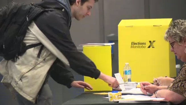 A Manitoba voter is shown casting a ballot in a 2019 file image. (CTV News Winnipeg)