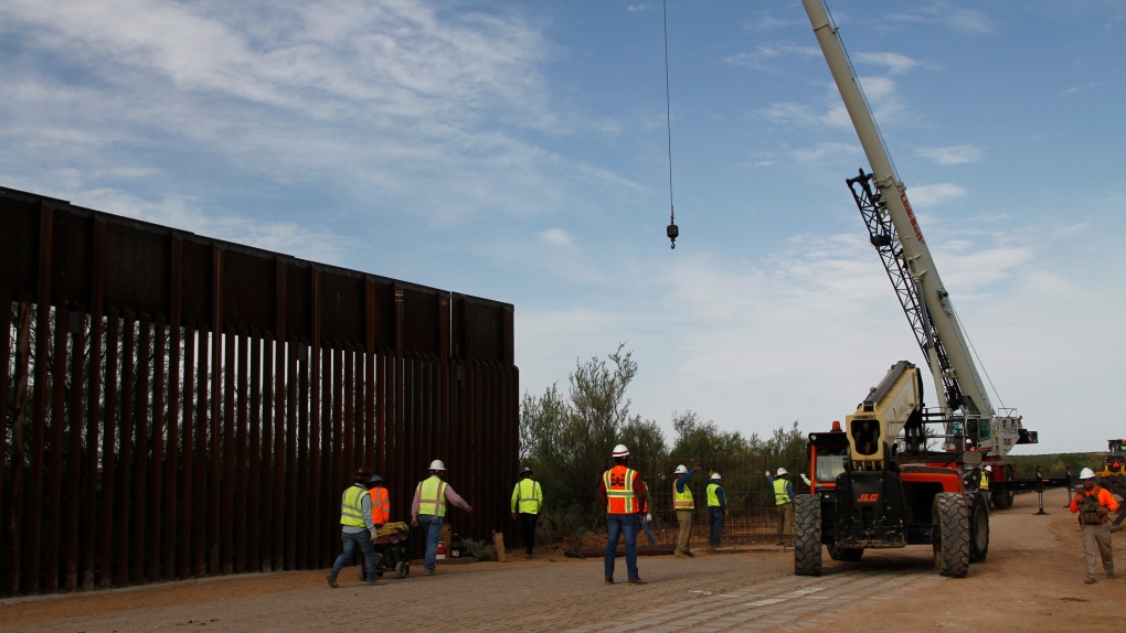 construction border wall