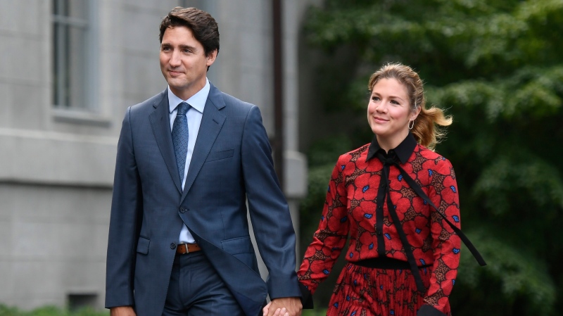 Prime Minister Justin Trudeau and Sophie Gregoire Trudeau arrive at Rideau Hall in Ottawa, Wednesday, Sept.11, 2019. Trudeau is to meet with Gov.Gen. Julie Payette and ask her to dissolve parliament which will trigger a federal election. THE CANADIAN PRESS/Justin Tang