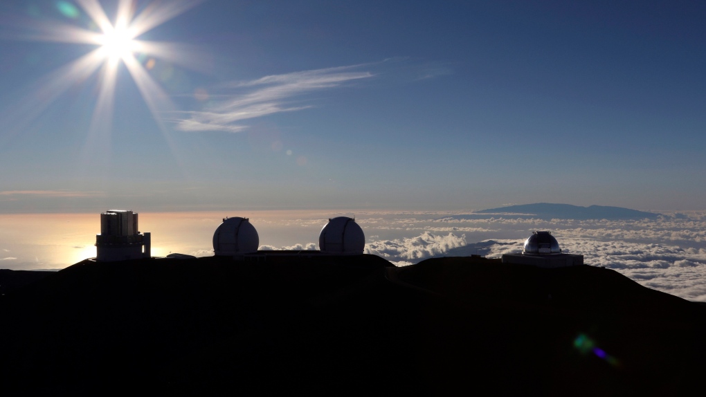 Hawaii Governor Decries Death Threats Over Telescope Ctv News