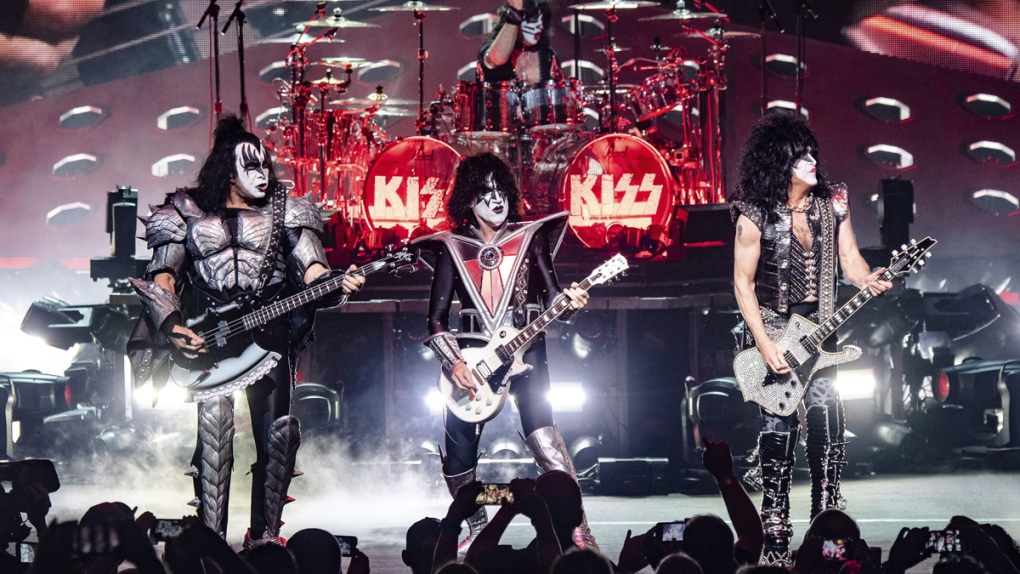 Jumping the shark? Kiss will play for them in the ocean CTV News
