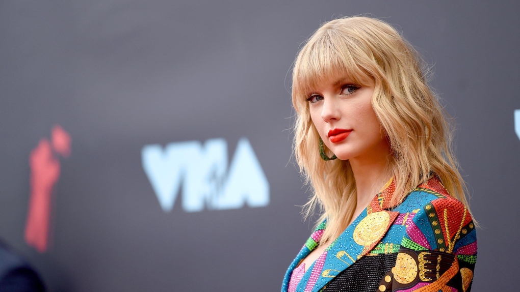 Post Surgery Taylor Swift Has Meltdown Over Banana In Video