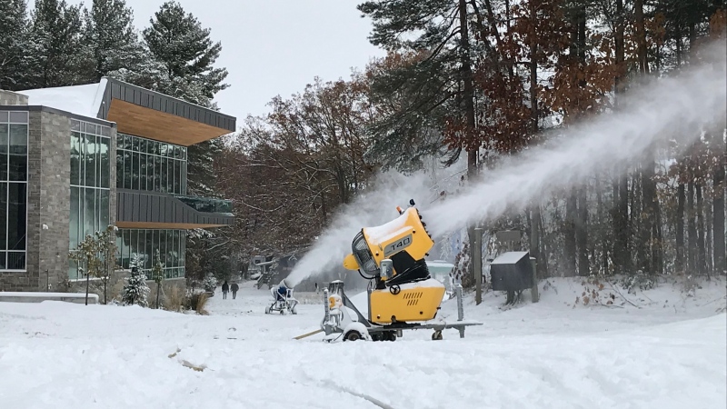 Snow-making equipment blasts snow onto Boler Mountain in London, Ont. on Tuesday, Nov. 12, 2019. (Sean Irvine / CTV London)