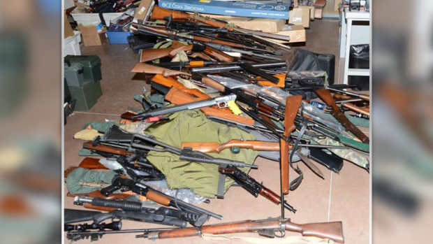 Ottawa Police seize 850 guns from home - CTV News