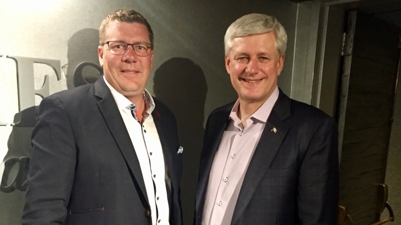 A photo of Sask. Premier Scott Moe and Stephen Harper shared on Twitter by the former prime minister in 2018. 