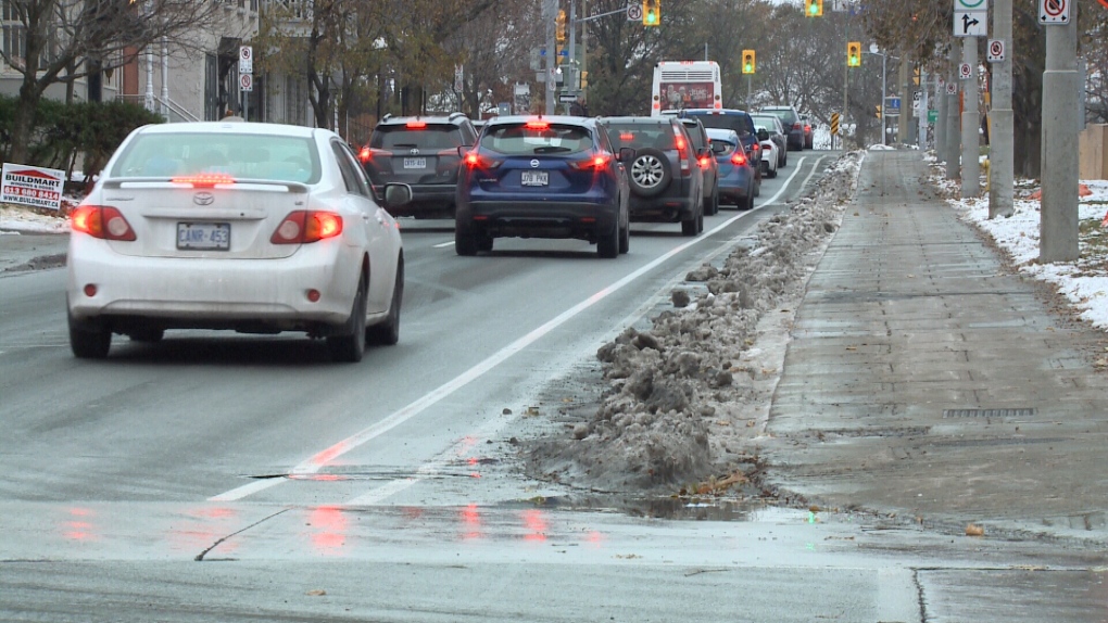 NCC to clear two major downtown bike lanes of snow