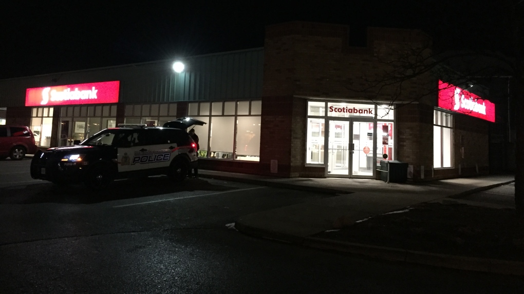 Police invetigate a scotiabank robbery