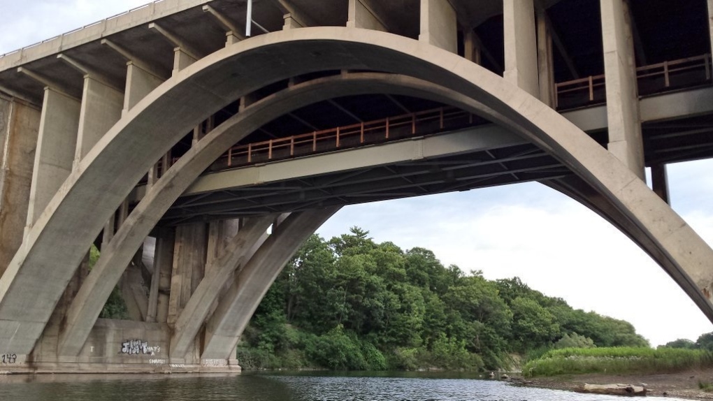 Credit River bridge 
