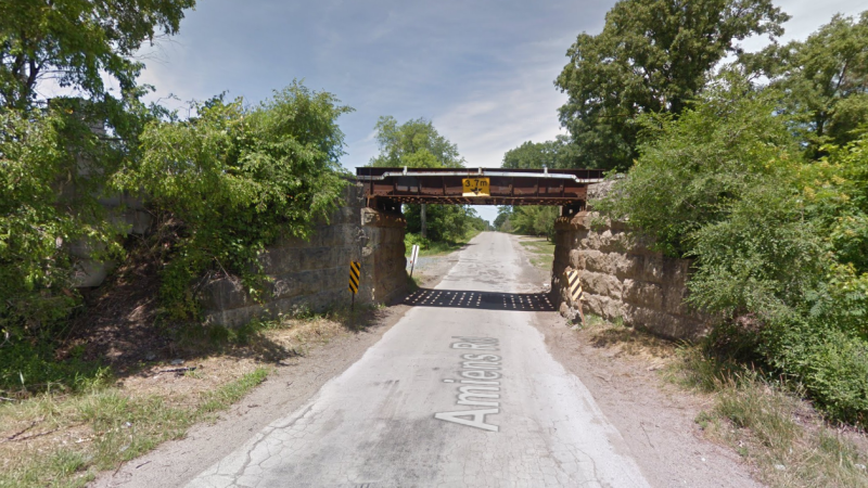 Rail Bridge on Amiens Road. (Google Maps) 