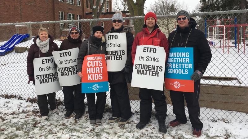 Elementary Teachers' Federation of Ontario members picket outside of Victoria Public School on Wharncliffe Road South in London, Ont. on Thursday, Feb. 6, 2020 .(Celine Zadorsky / CTV London)