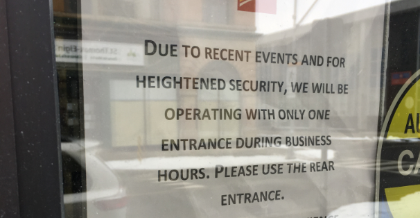 CIBC St. Thomas closes main entrance to customers
