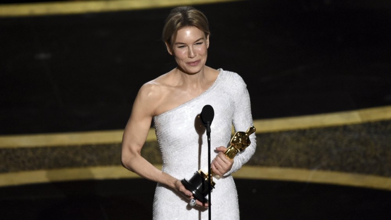 Renee Zellweger accepts the award for best performance by an actress in a leading role for "Judy" at the Oscars on Sunday, Feb. 9, 2020, at the Dolby Theatre in Los Angeles. (AP Photo/Chris Pizzello)