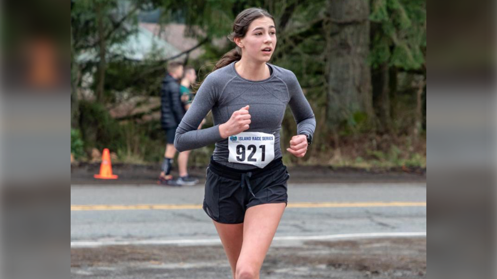 Mackenzie Loyer running