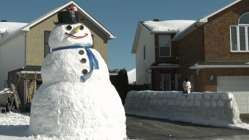 Waldo the giant snowman