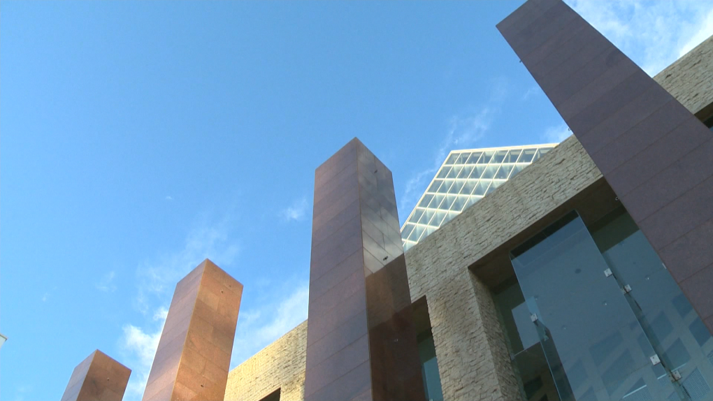 Edmonton city hall 