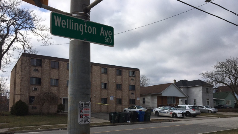 The Windsor Police Service establishes a crime scene, as part of an assault investigation, at an apartment building located at the corner of Wyandotte Street West and Wellington Avenue on March 10, 2020. (Ricardo Veneza/CTV Windsor)
