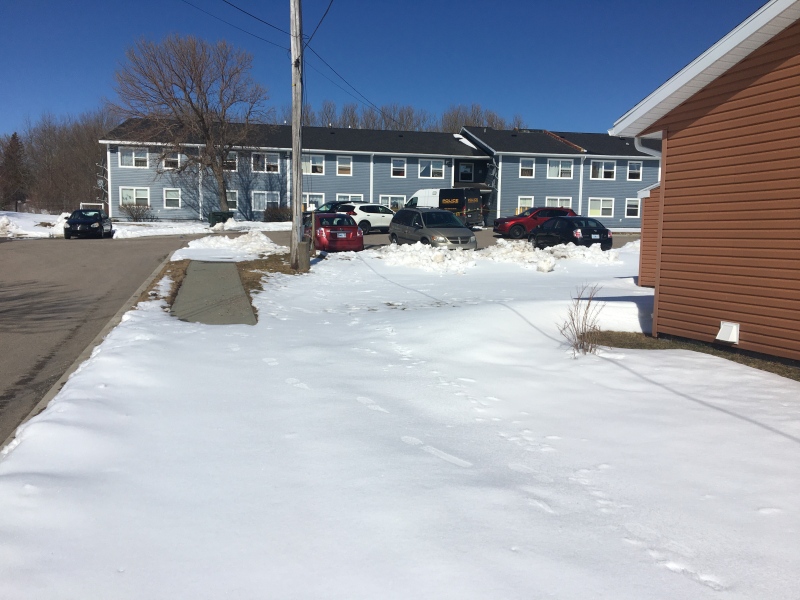 In New Waterford, N.S., a fire at the Curran Court seniors’ complex resulted in the death of one person and the displacement of approximately 30 residents.