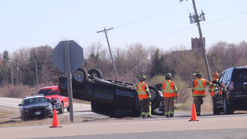 Emergency crews respond to a collision at Highway 3 and Malden Road in Tecumseh, Ont., on Thursday, April 9, 2020.(Courtesy OnLocation/Twitter)