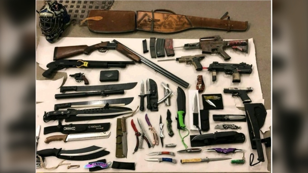 North Bay traffic stop leads to arrests and weapon