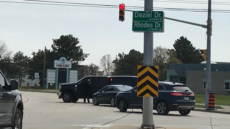 Windsor police investigate on Rhodes Drive in Windsor, Ont., on Friday, April 24, 2020. (Michelle Maluske / CTV Windsor)