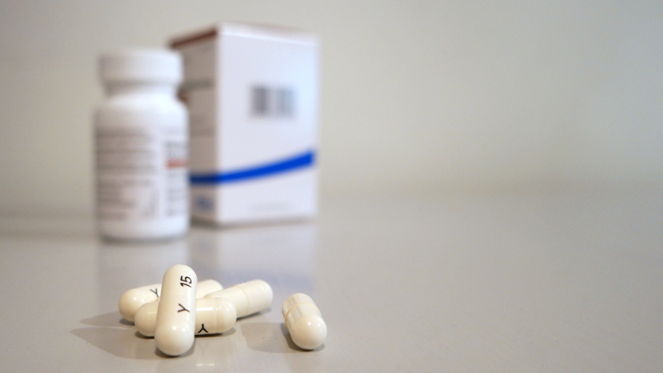 generic image of pills 