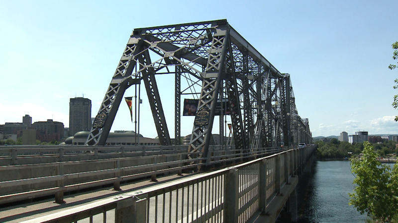 The Alexandra Bridge connects Ottawa and Gatineau over the Ottawa River.