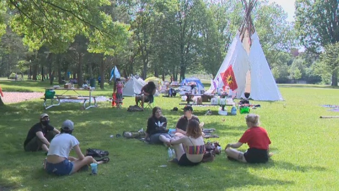 Indigenous group gathers in Victoria Park 
