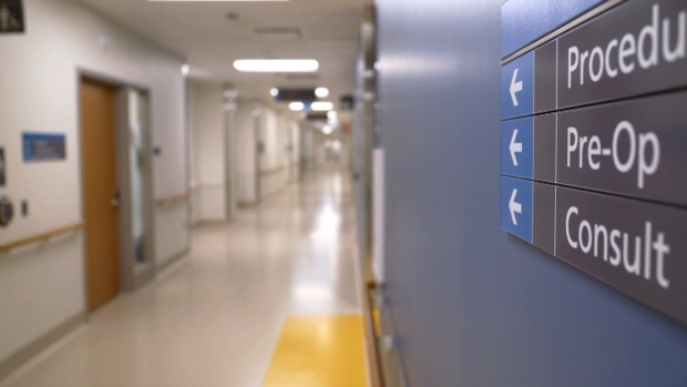 Situation in Ont. hospitals expected to worsen as doctors isolate and admissions rise