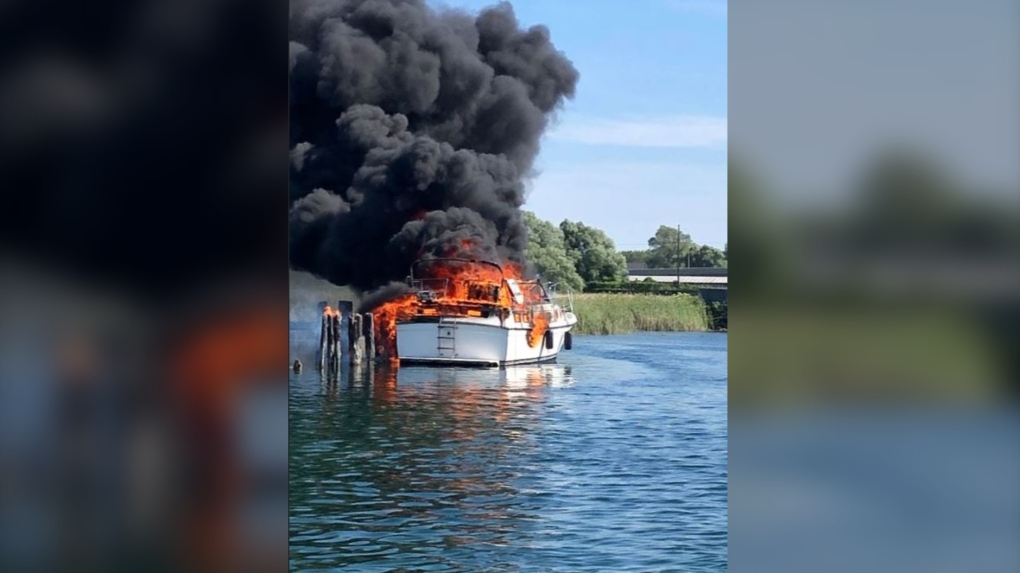 Boat fire at Bridge Port Marina