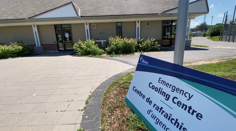 An emergency cooling centre is seen at 400 Clarence St. E. in this July 9, 2020 image. (Tyler Fleming / CTV News Ottawa)
