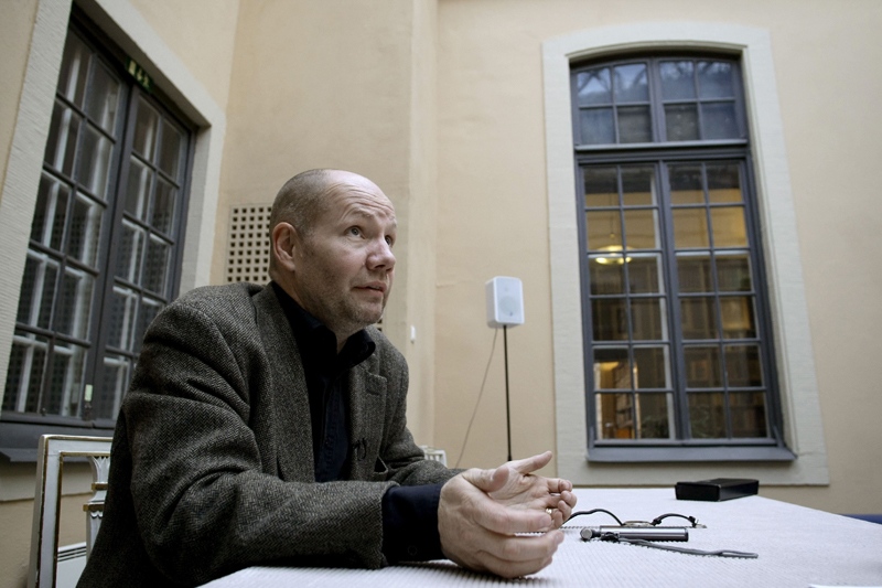 Peter Englund the new permanent secretary of the Swedish Academy, gestures during an interview in Stockholm Tuesday, Oct 6, 2009. (AP / Niklas Larsson)
