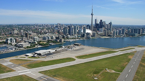 Toronto island airport