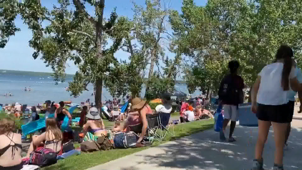 Sylvan Lake beach, crowds