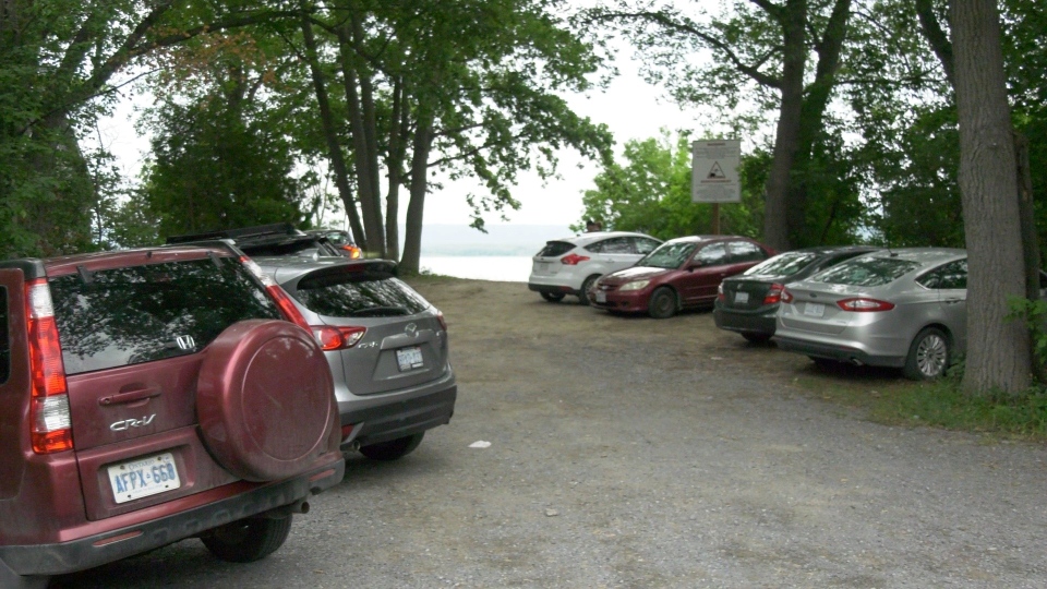 Constance Bay parking