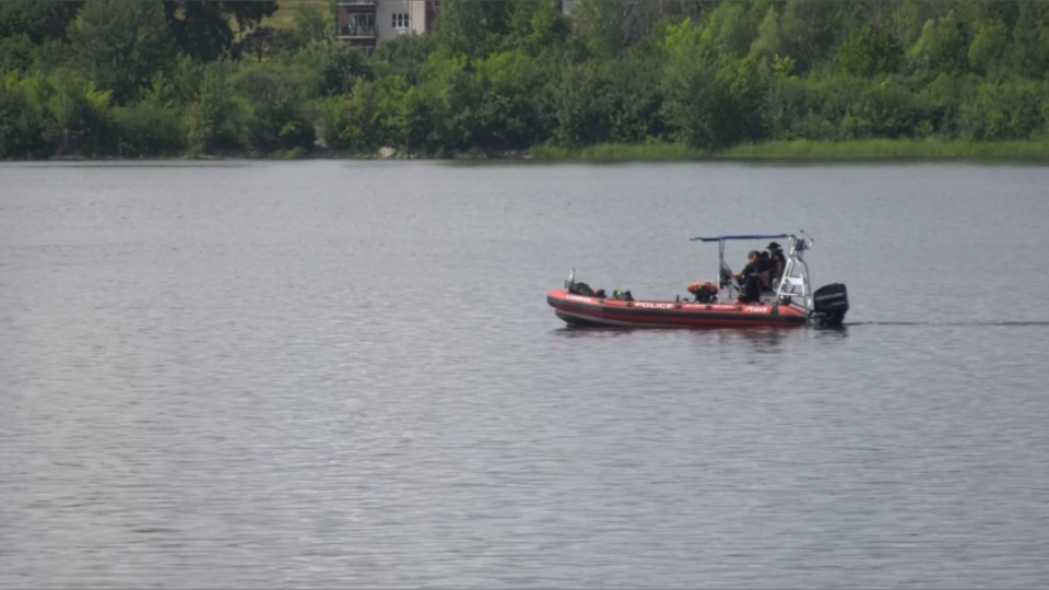 Ottawa police river rescue boat