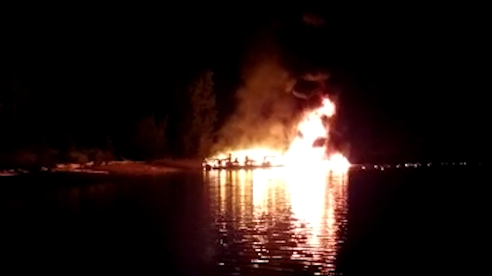House boat fire