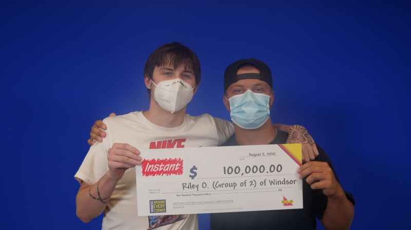 Andrew Hargot and Riley Osier both 18, from Windsor won $100,000 playing instant tickets. (courtesy OLG)