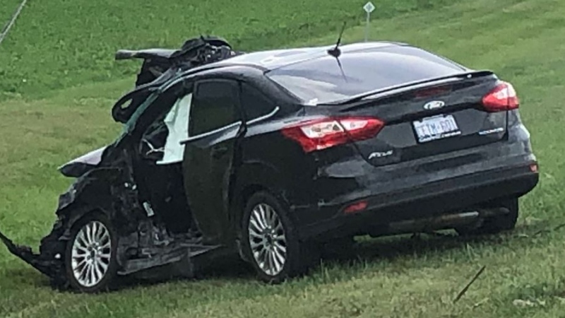 T-bone crash near Putnam Ont. on Aug. 17, 2020. (Jordyn Read/CTV London)